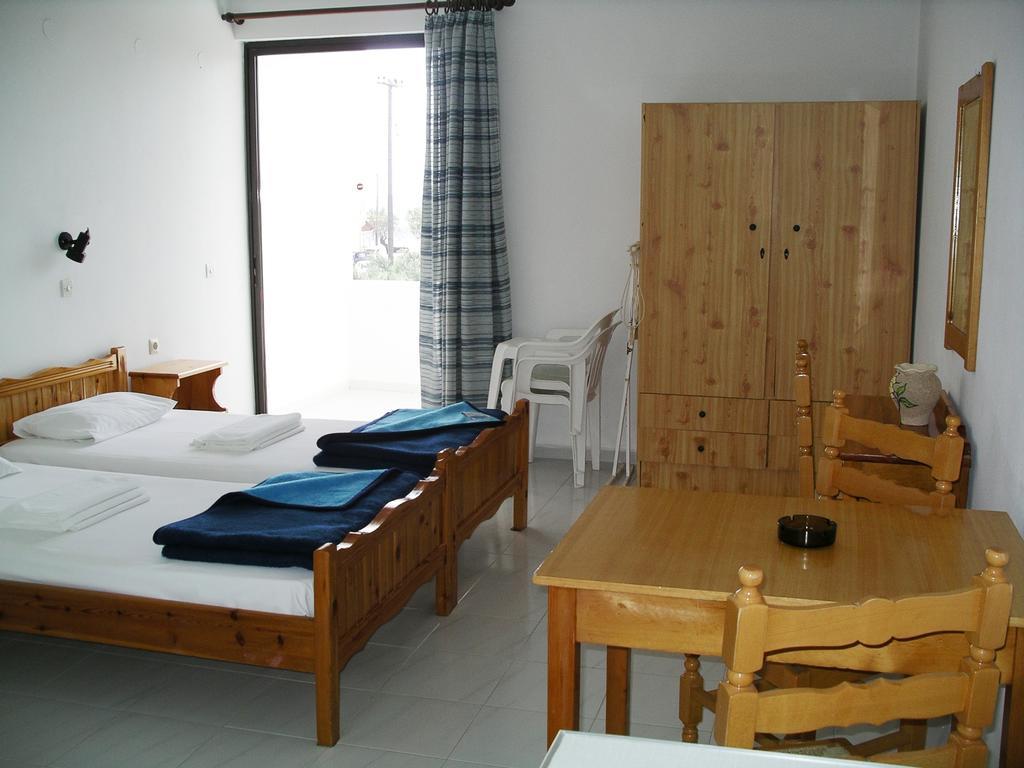 Ippokambos Rooms 普拉基亚斯 外观 照片